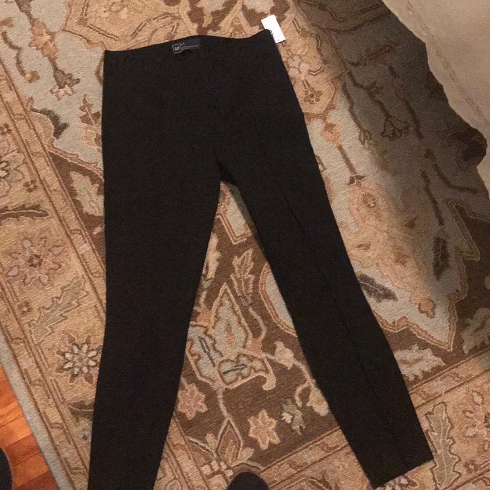 Gap pointe pant crop!